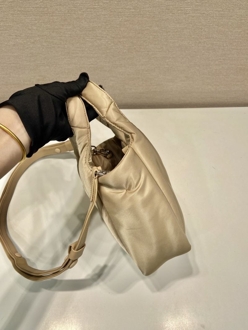 Pra*a tote bags